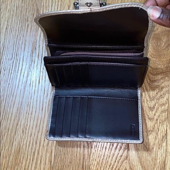 Coach wallets & coin bags - Picture 5 of 5